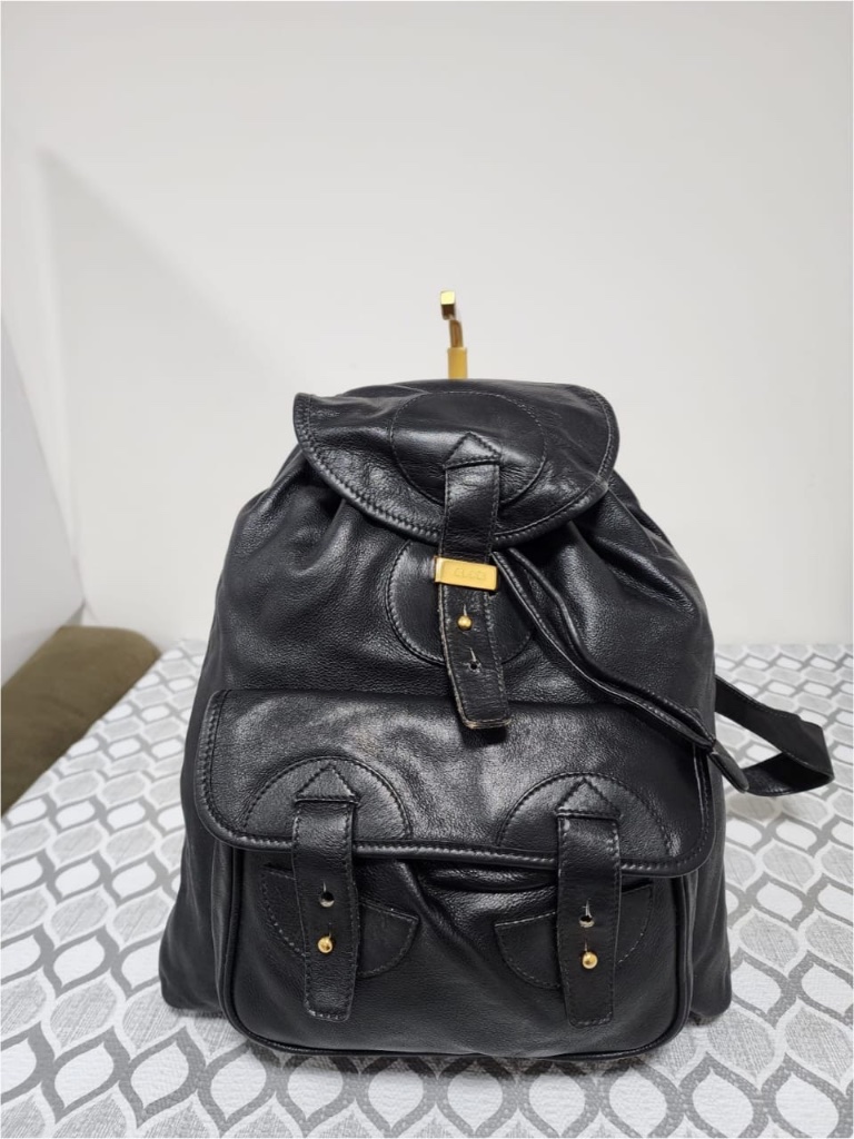 Authentic Gucci Vintage Leather Backpack Black